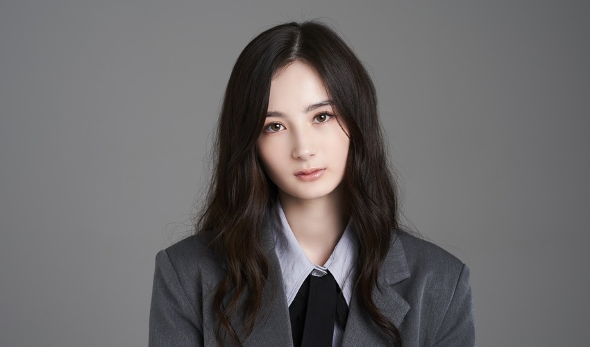 Россиянка в k-pop: Lana выпустила новый клип