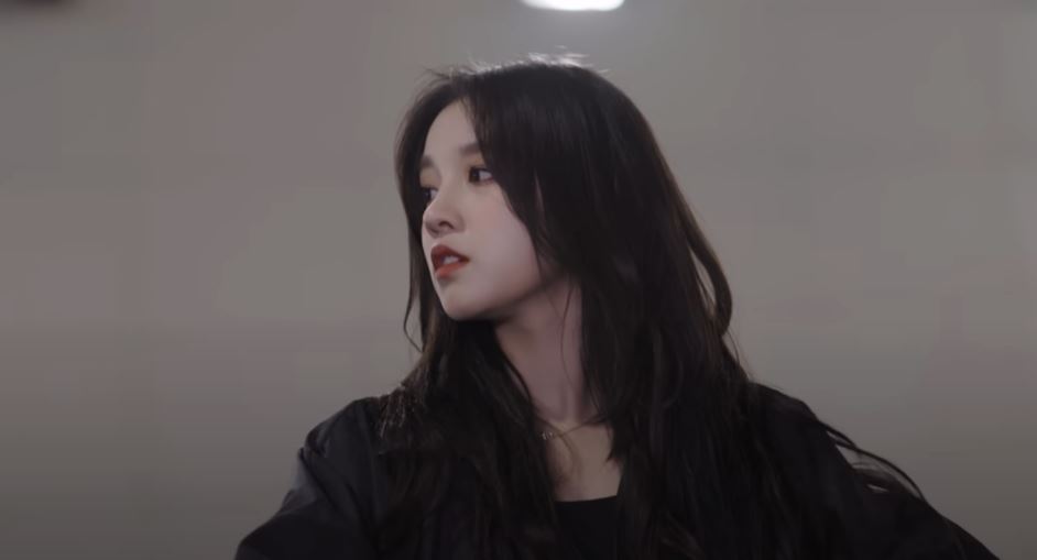 Юйци (Yuqi) из (G)i-dle вновь поразила своим голосом